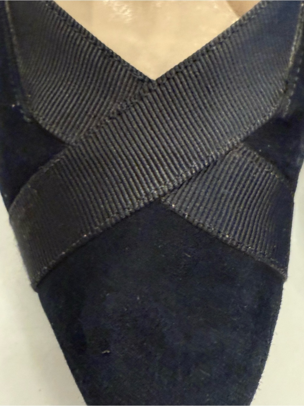 Salvatore Ferragamo Black Suede Pumps with Grosgrain Trim - Picture 5 of 16
